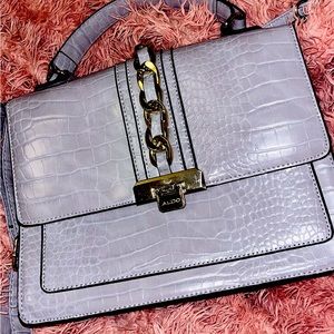 Light Purple Aldo Purse With Gold Clasp